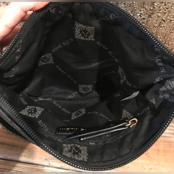 NWOT Anne Klein Black Logo Embossed Wristlet Wallet Clutch Bag - Picture 10 of 14
